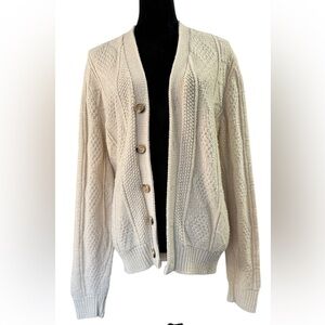 Lahmar vintage Women's Cream Cable Knit Sweater Size Small​